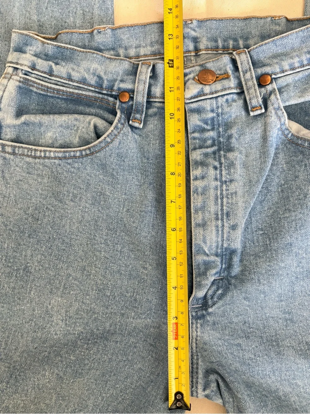 2/$29 Wrangler Women's Cowboy Cut Slim Fit Jean 9 x 36 - Picture 4 of 10